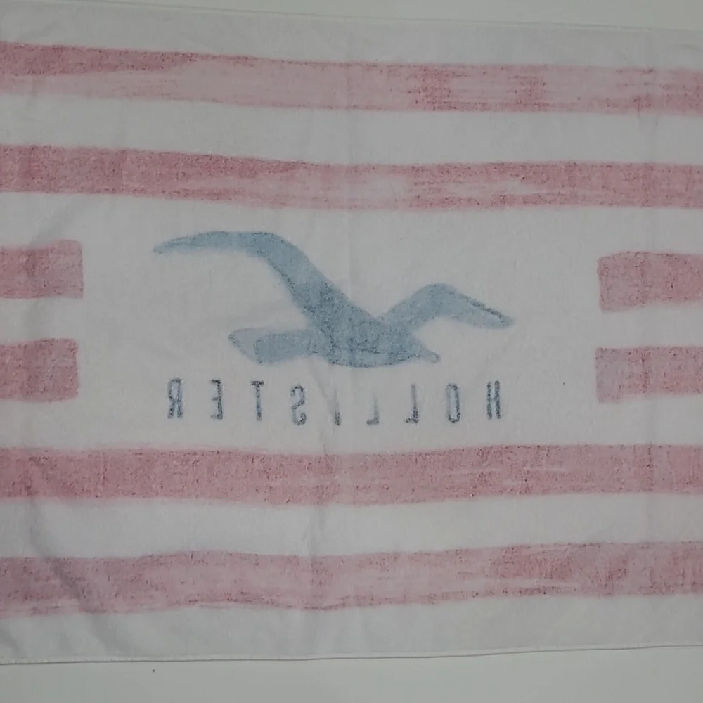 Hollister Graphic Brand Name Logo Swim Towel Striped Flag Beach Pool Blanket